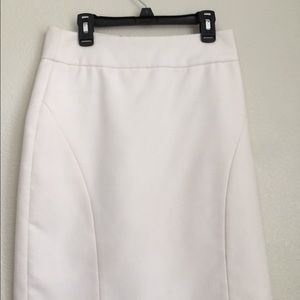 White Banana Republic skirt.